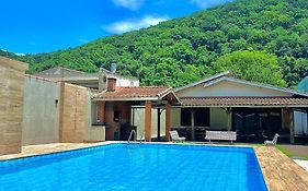 Casa na praia do Guaiuba